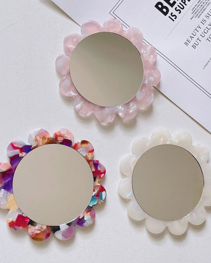 Flower Shaped Pocket Mirror
