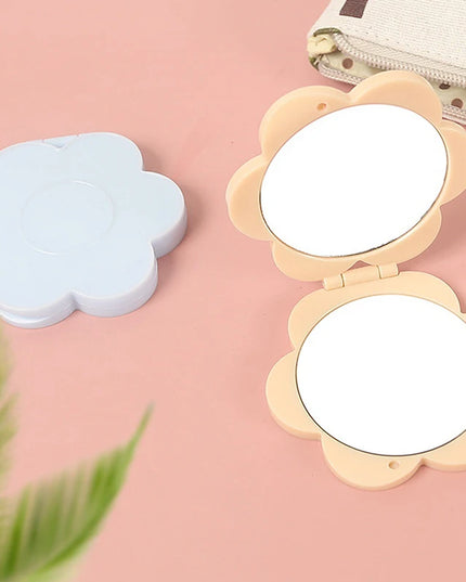 Flower Shaped Pocket Mirror