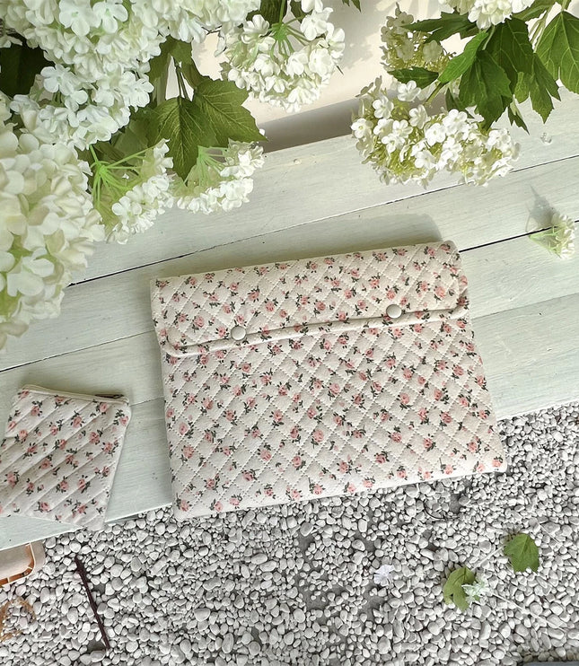 Flower Pattern Laptop Sleeve