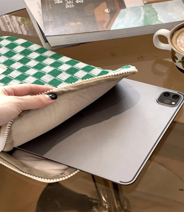 Checkered Laptop Sleeve