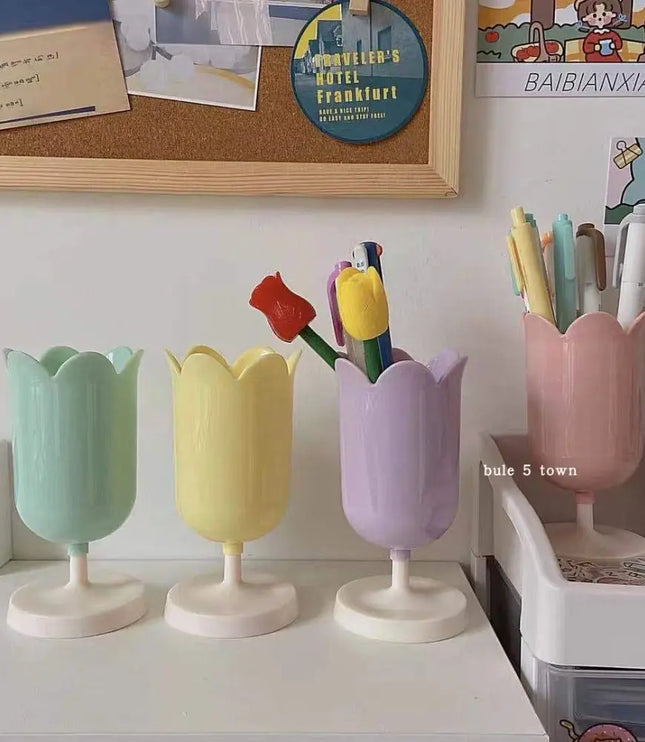 Tulips Pen Holder