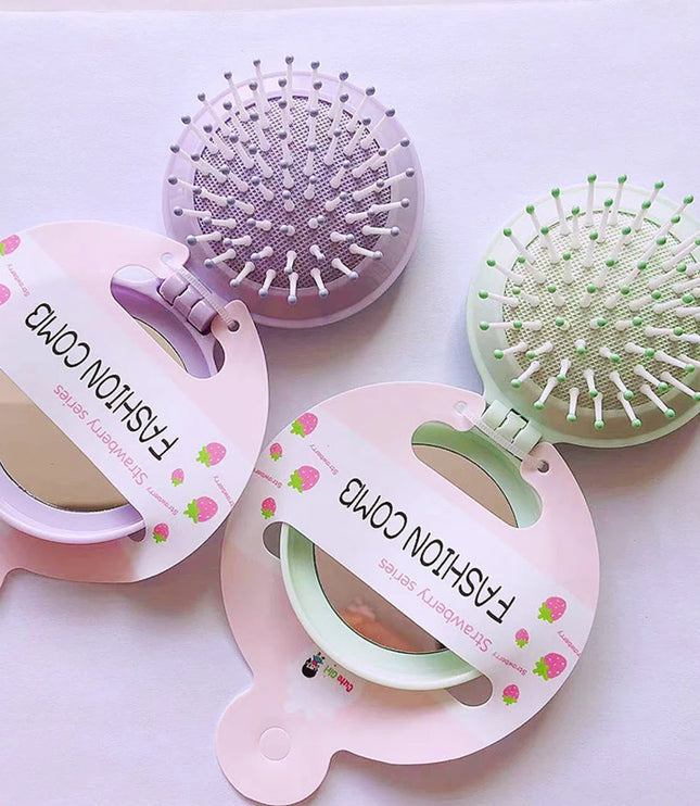 Round Comb With Pocket Mirror