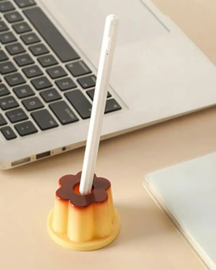 Pudding Pen Holder