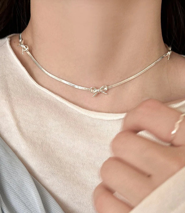 Silver Bow Necklace