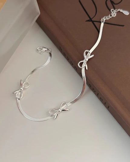 Silver Bow Necklace