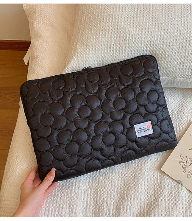 Buffer Daisy Laptop Sleeve