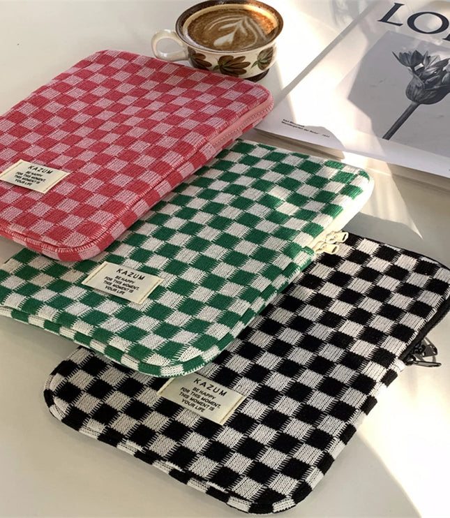 Checkered Laptop Sleeve