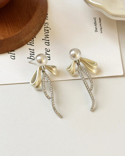 Pearly Bow Earrings