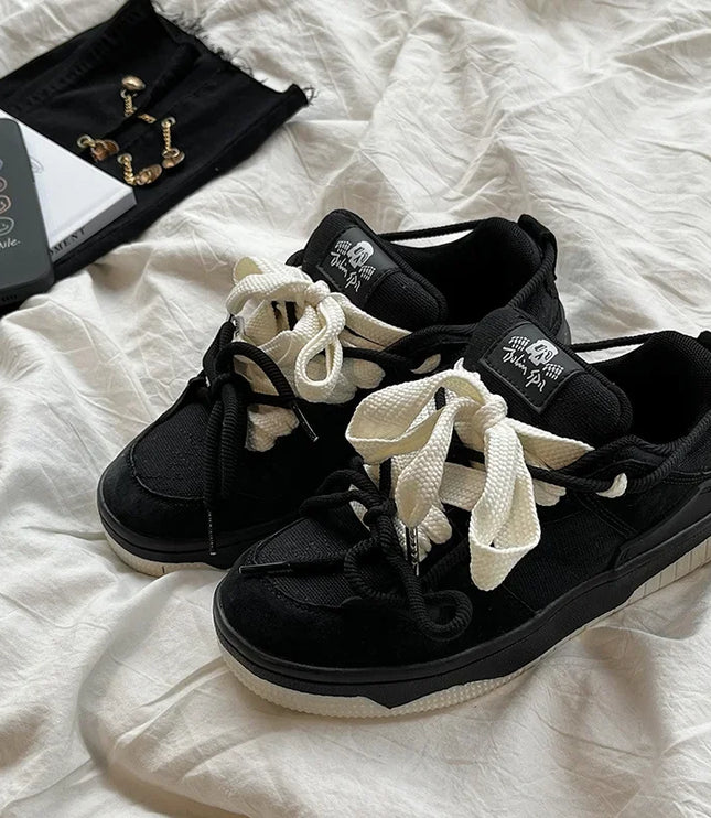 Black Bowknot Sneakers