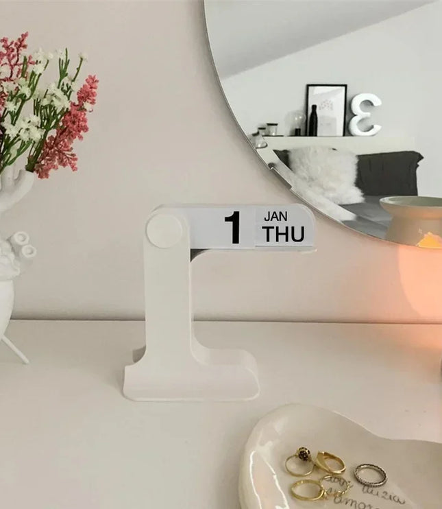 Flippable Desk Calendar