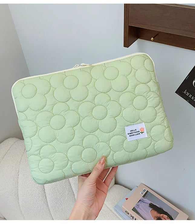 Buffer Daisy Laptop Sleeve