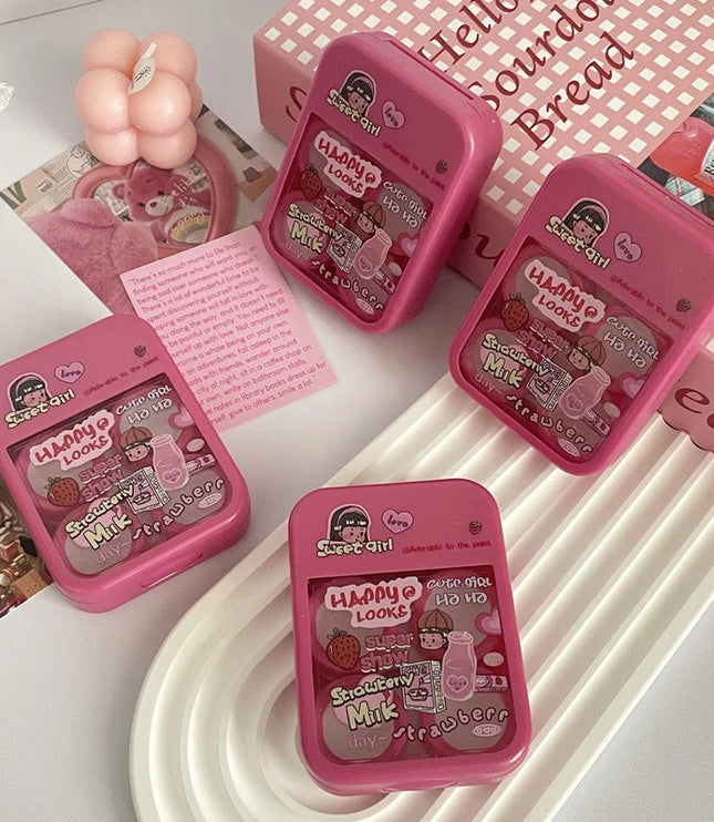 Strawberry Milk Contact Lenses Case & Kit